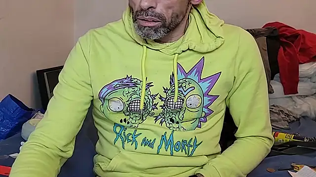 uk-bobbie-uk online show from November 30, 2:37 am