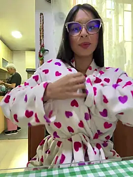 charlotte stevenss  online show from February 2, 5:15 pm