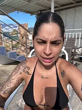 charlotte stevenss  online show from February 9, 8:13 pm