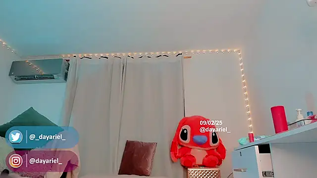 Yellowranger1 online show from February 10, 2:30 am