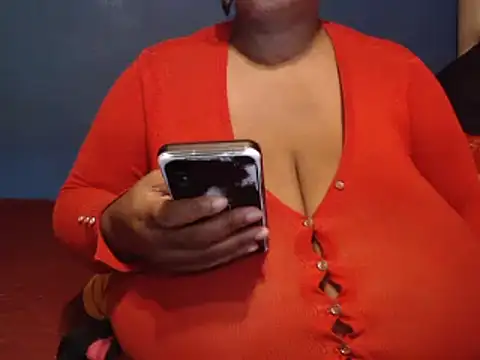 CUTEFIRMMELONSS online show from February 11, 5:29 pm