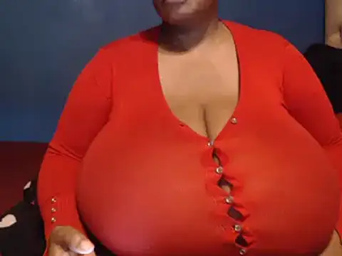 CUTEFIRMMELONSS online show from February 19, 1:18 am