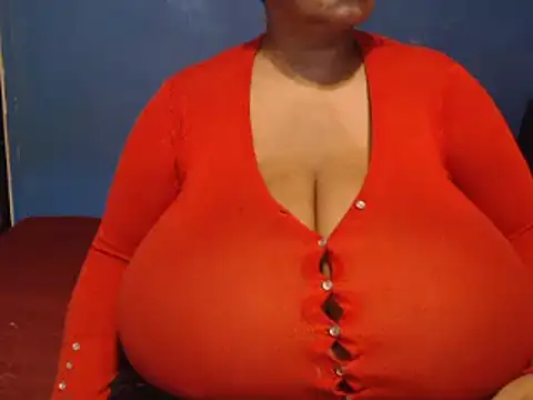 CUTEFIRMMELONSS online show from February 19, 5:49 am