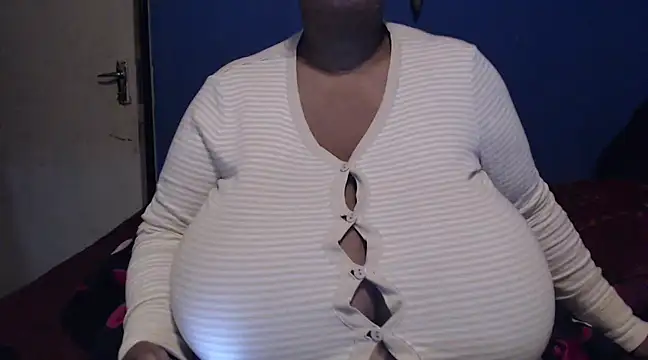 CUTEFIRMMELONSS online show from March 7, 3:51 am