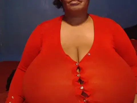 CUTEFIRMMELONSS online show from March 18, 8:15 pm