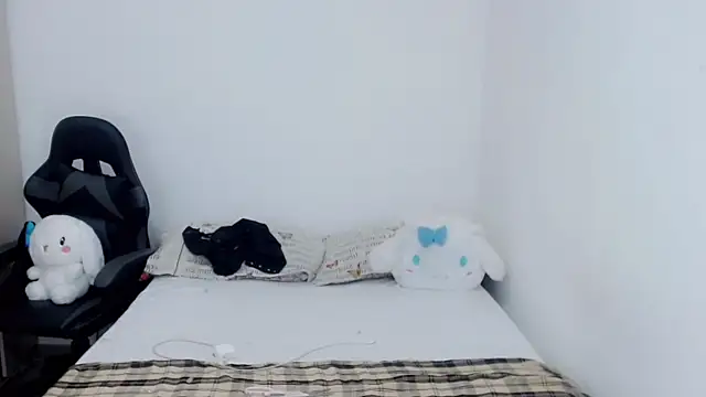 Youlittlepervertt  online show from January 29, 4:47 am