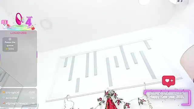 Snapshot of lara_murphy chatting on November 25, 8:47 am lara murphy online show from November 25, 8:47 am