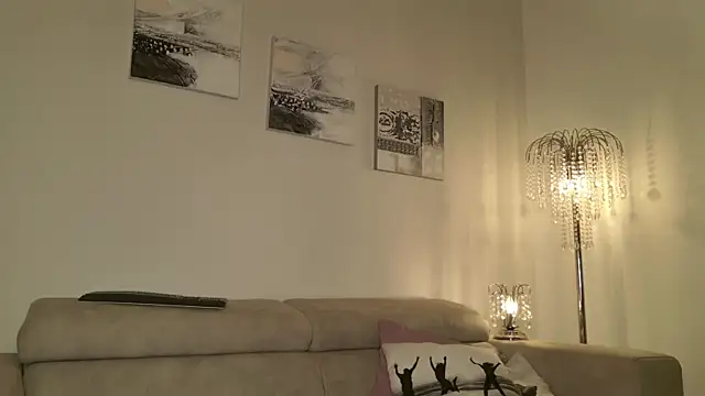 kamila sins online show from September 22, 5:15 pm