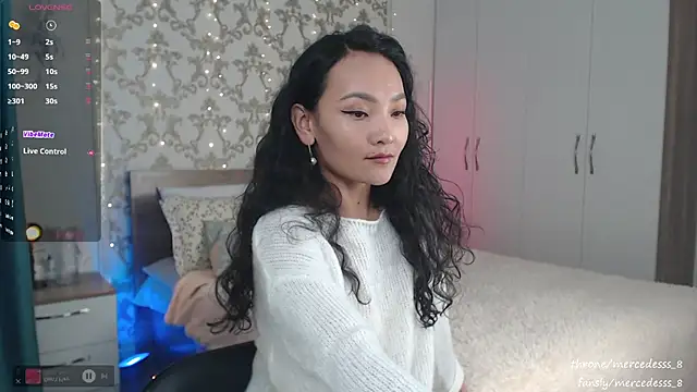 Snapshot of merca_8 chatting on December 11, 9:41 am merca 8 online show from December 11, 9:41 am