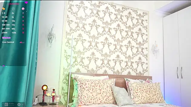 Snapshot of merca_8 chatting on February 26, 9:10 am merca 8 online show from February 26, 9:10 am