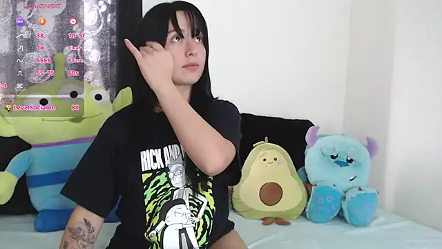 Snapshot of it_l chatting on January 10, 2:23 pm it l online show from January 10, 2:23 pm