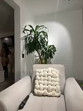 EllaSanz  online show from January 14, 12:22 am