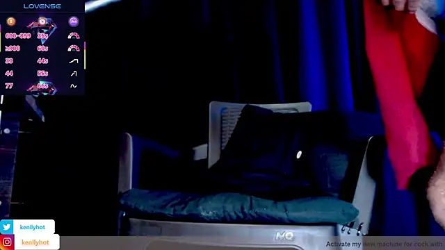 KenllyH online show from February 14, 2:28 am