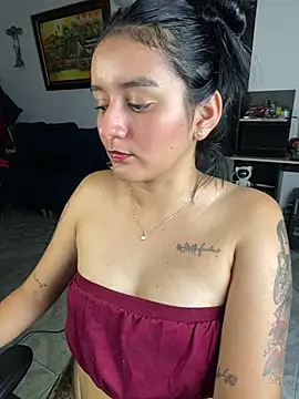 Snapshot of Lucia-Candy chatting on March 1, 2:26 am Lucia-Candy online show from March 1, 2:26 am