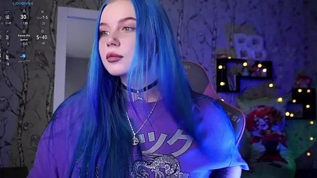 Snapshot of Moon_Valkyrie chatting on December 12, 10:45 am Moon Valkyrie online show from December 12, 10:45 am