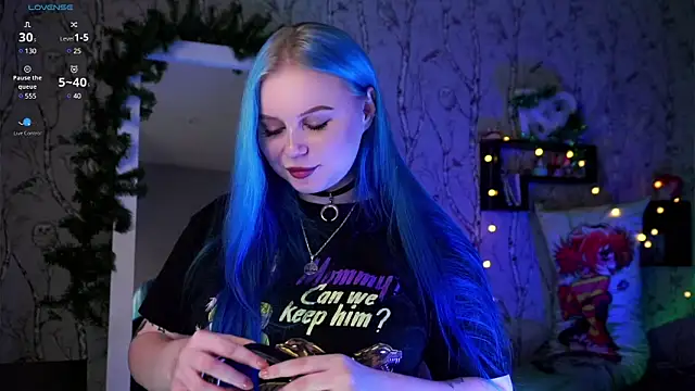 Snapshot of Moon_Valkyrie chatting on January 12, 10:34 am Moon Valkyrie online show from January 12, 10:34 am