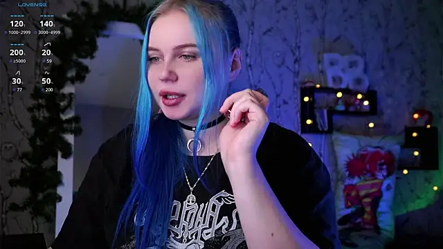 Snapshot of Moon_Valkyrie chatting on January 20, 1:11 pm Moon Valkyrie online show from January 20, 1:11 pm