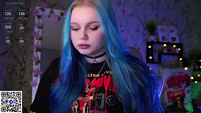 Snapshot of Moon_Valkyrie chatting on February 22, 9:12 am Moon Valkyrie online show from February 22, 9:12 am