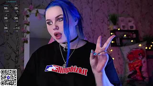 Snapshot of Moon_Valkyrie chatting on March 6, 1:16 am Moon Valkyrie online show from March 6, 1:16 am