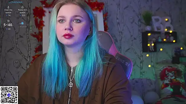 Snapshot of Moon_Valkyrie chatting on September 15, 9:31 am Moon Valkyrie online show from September 15, 9:31 am