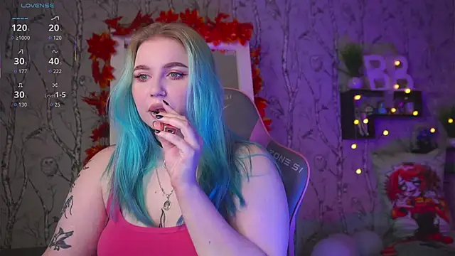 Snapshot of Moon_Valkyrie chatting on September 20, 8:48 am Moon Valkyrie online show from September 20, 8:48 am