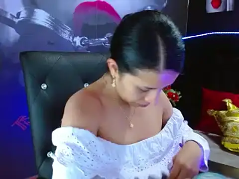 VALERY MEER online show from December 2, 11:56 am