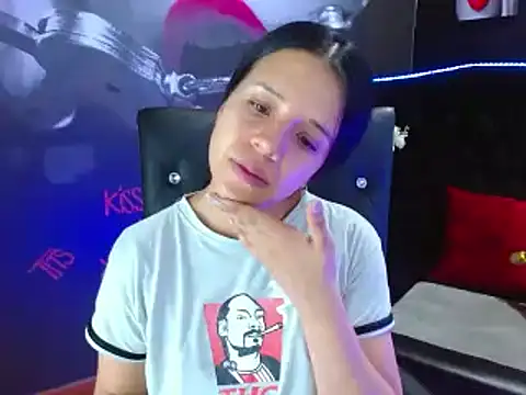 VALERY MEER online show from December 6, 11:44 am