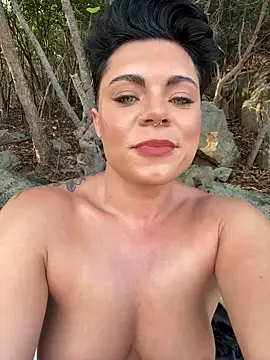 LukeLouHarvey online show from January 31, 1:01 am