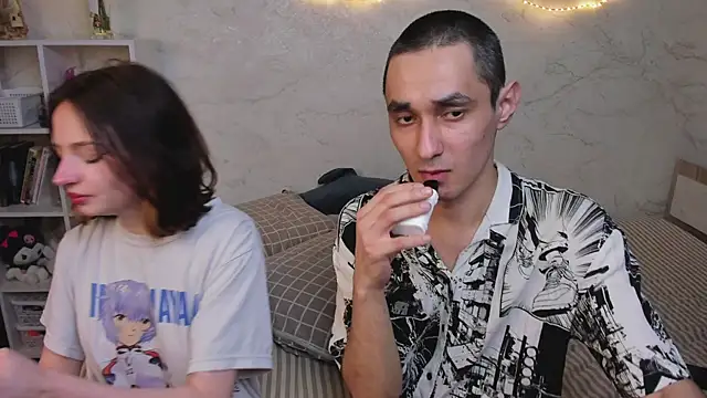 Snapshot of PostBabyyy chatting on March 18, 10:04 pm PostBabyyy online show from March 18, 10:04 pm