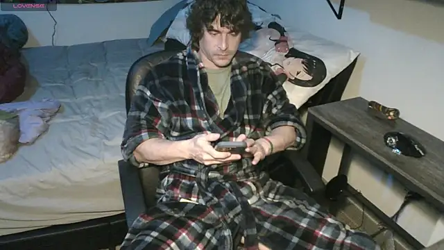 XxBobbyDigitalxX online show from January 17, 2:18 am