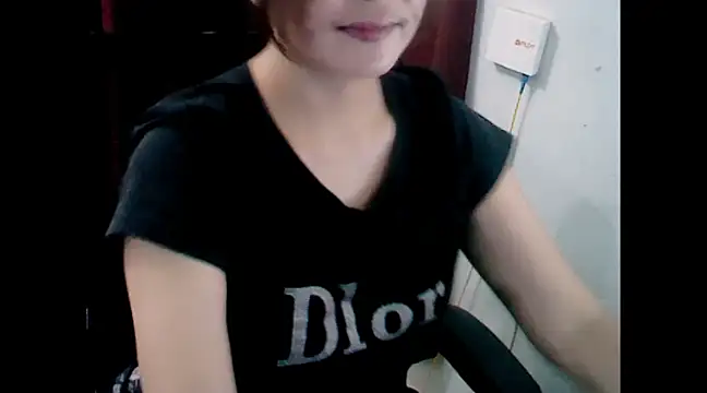 makemefallin online show from January 13, 2:32 pm