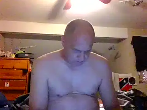 Gerbil8823 online show from December 1, 5:01 am