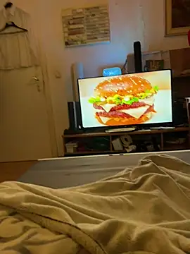 David19932908 online show from January 29, 9:39 pm