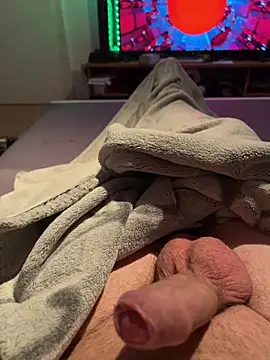 David19932908 online show from February 10, 8:42 pm