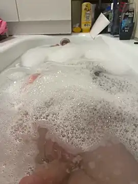 David19932908 online show from February 12, 4:55 pm