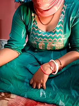 Snapshot of Bengali-boudi chatting on February 10, 5:52 pm Bengali-boudi online show from February 10, 5:52 pm