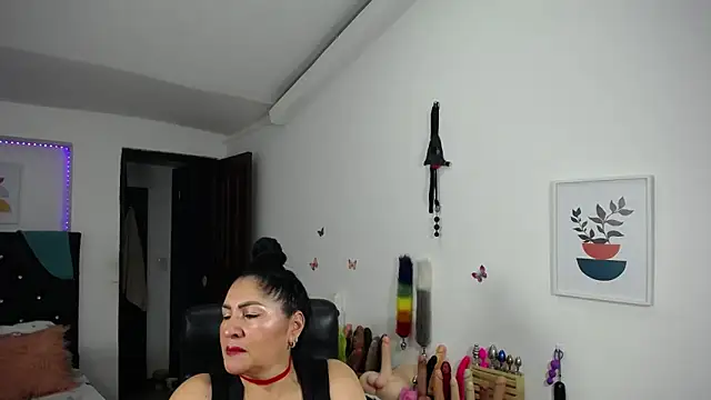 mature bigboobs10 online show from January 22, 7:35 am