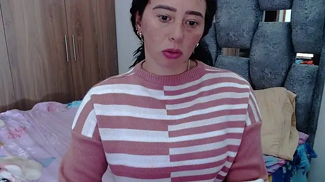 sara hott 1 online show from January 20, 8:50 pm