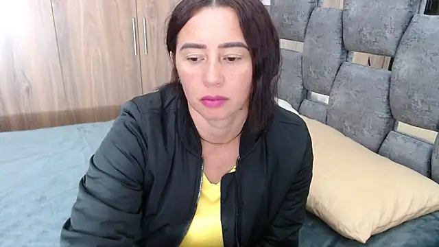 sara hott 1 online show from March 20, 4:20 pm