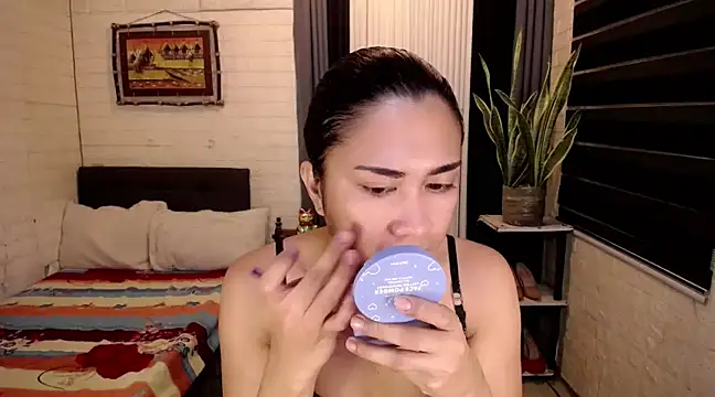 Yesha harper online show from January 4, 11:00 am