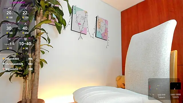 Snapshot of alessia1__ chatting on February 19, 1:51 am alessia1 online show from February 19, 1:51 am