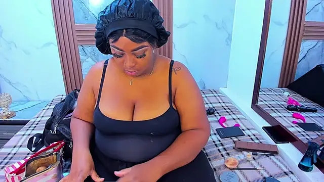 HannyMansonh online show from February 8, 3:19 am