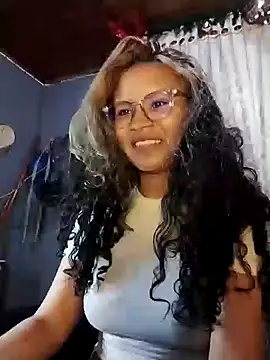 Hathorlove online show from January 3, 7:29 pm