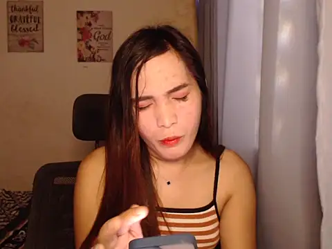 Msyensmith online show from February 8, 6:54 am