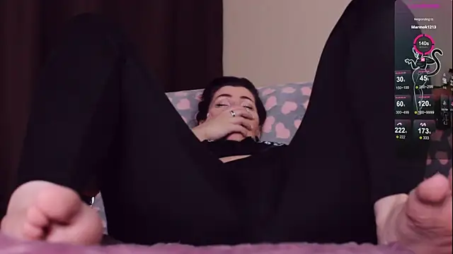 Snapshot of Luna_Blake chatting on December 18, 7:08 pm Luna Blake online show from December 18, 7:08 pm