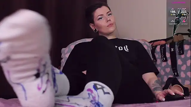 Snapshot of Luna_Blake chatting on January 23, 7:29 pm Luna Blake online show from January 23, 7:29 pm