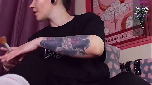 Snapshot of Luna_Blake chatting on February 20, 4:25 pm Luna Blake online show from February 20, 4:25 pm