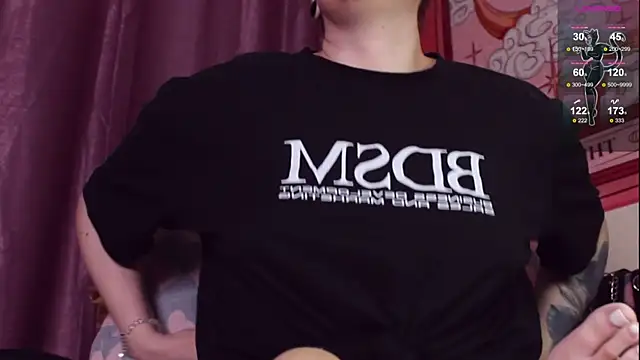 Snapshot of Luna_Blake chatting on February 23, 9:59 pm Luna Blake online show from February 23, 9:59 pm