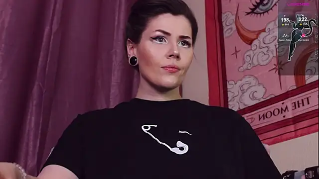 Snapshot of Luna_Blake chatting on February 27, 4:21 pm Luna Blake online show from February 27, 4:21 pm