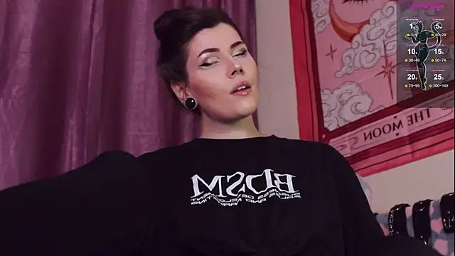 Snapshot of Luna_Blake chatting on March 5, 4:35 pm Luna Blake online show from March 5, 4:35 pm